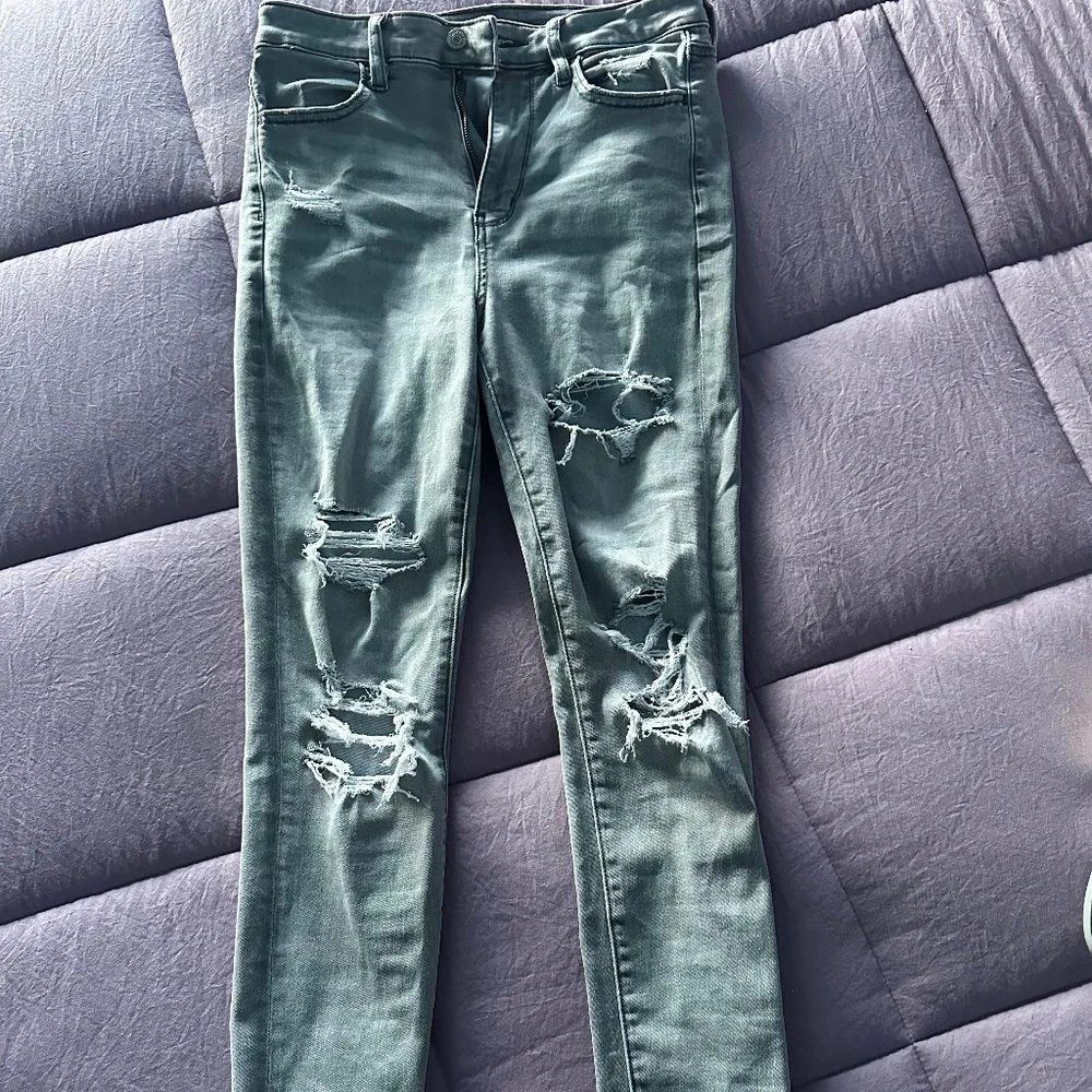 American eagle grey distressed jeans - Picture 1 of 3